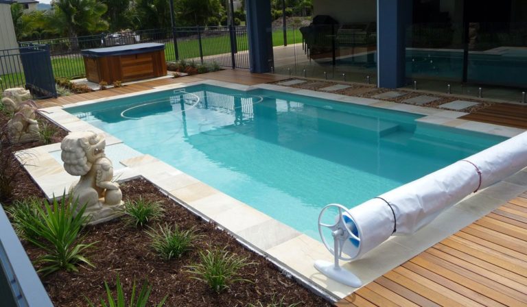 Soak Up The Sun This Summer: Why A Fibreglass Pool Is The Way To Go